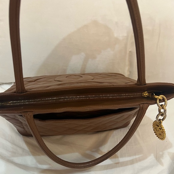 Chanel Caviar Quilted Medallion Tote Bag - Picture 11 of 17